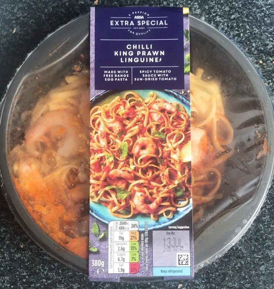 Chilli king prawn linguine