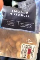 Smoked mixed nuts
