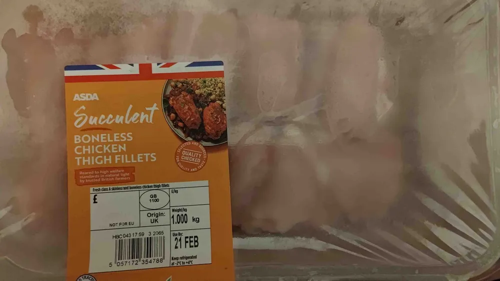 Boneless chicken thigh fillets