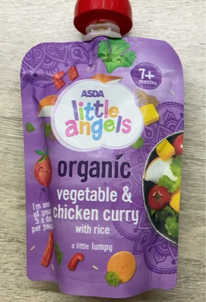 Organic vegetable and chicken curry