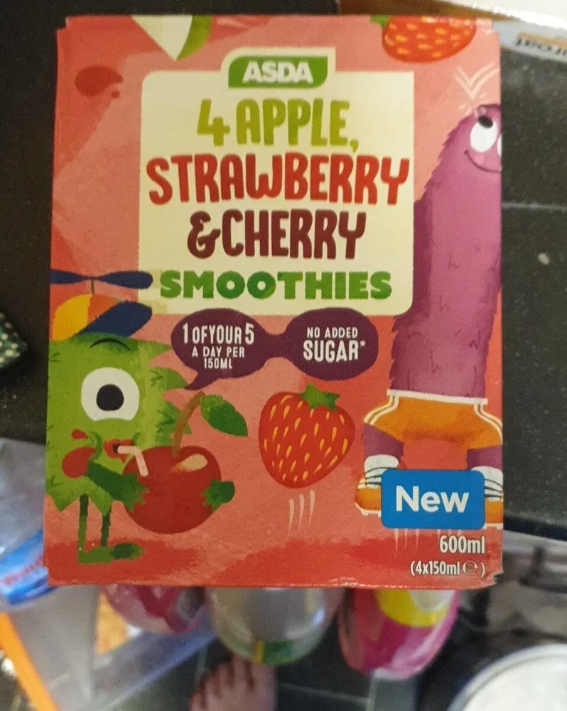 apple strawberry and cherry smoothie