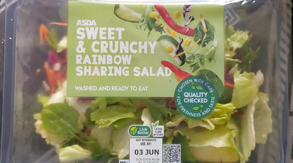 Sweet and Crunchy Rainbow Sharing Salad
