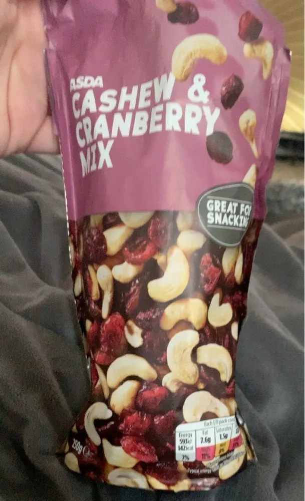 Cashew & cranberry mix