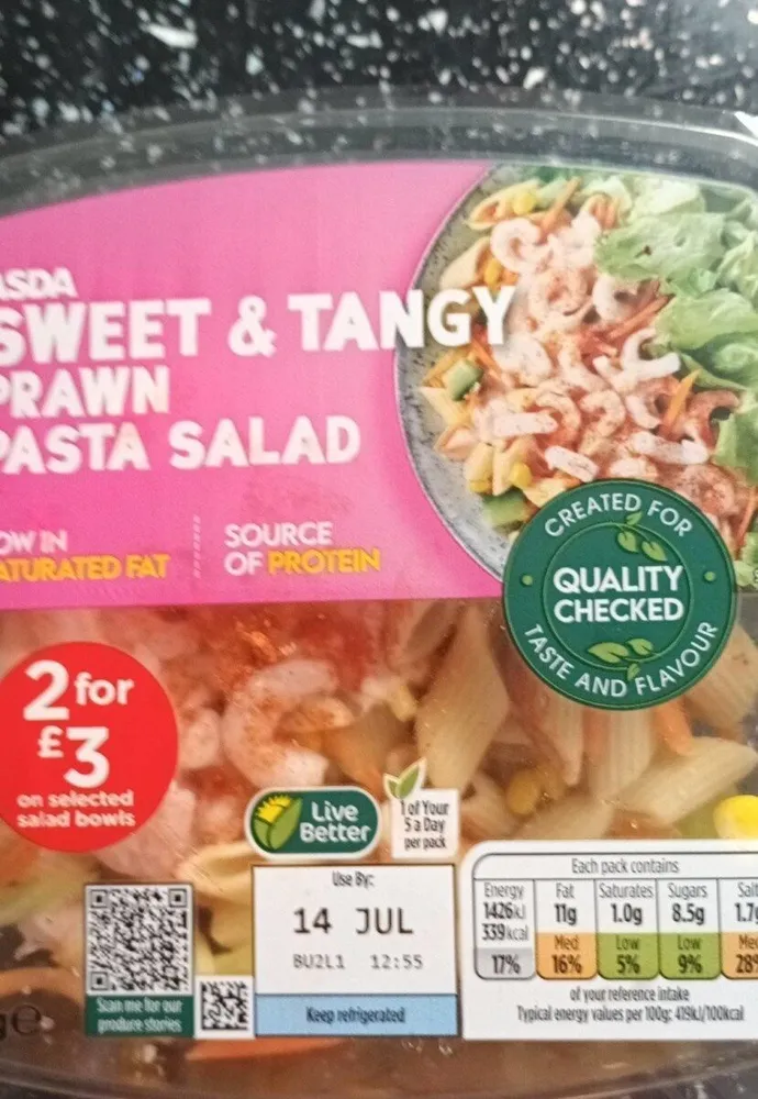 Prawn pasta salad