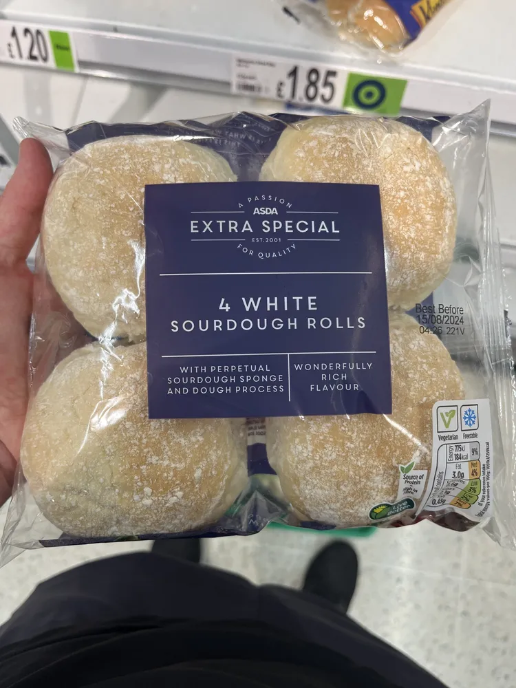 4 White Sourdough Rolls