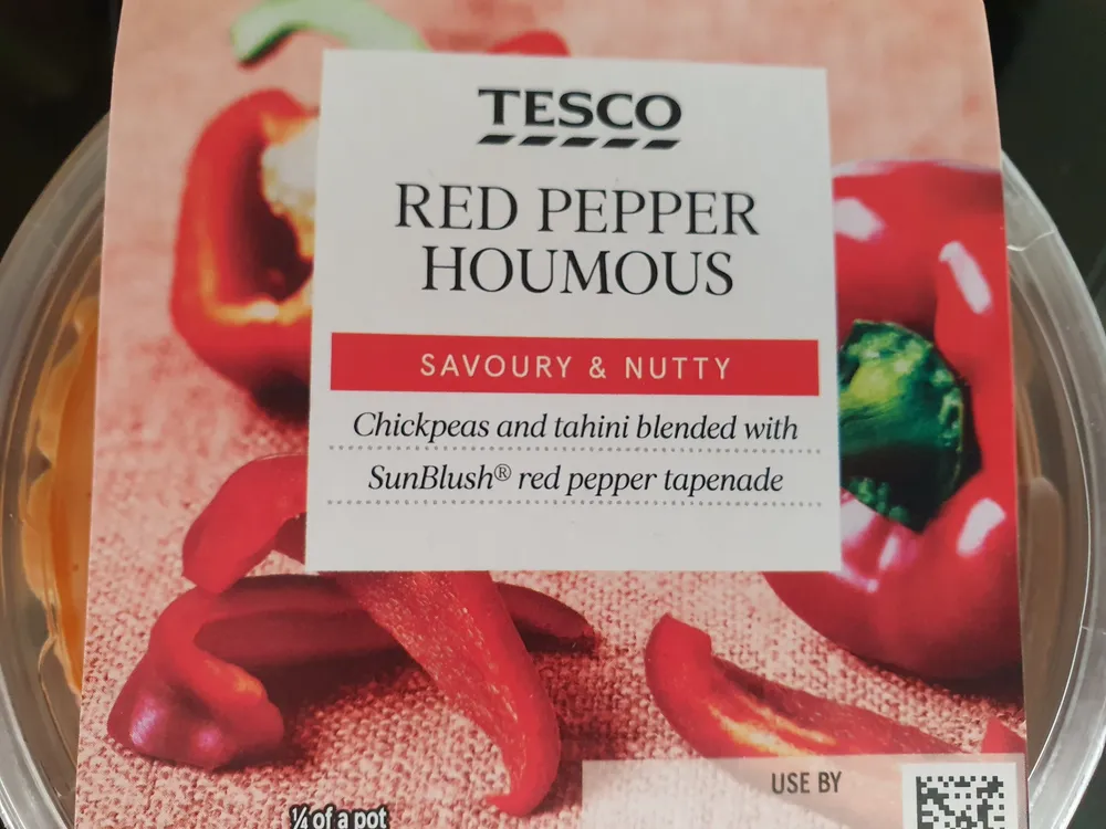 Red pepper houmous