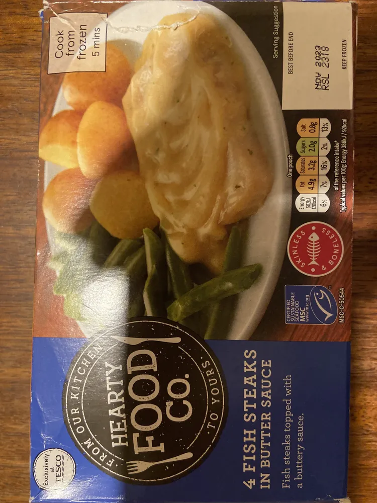 Fish steaks in butter sauce