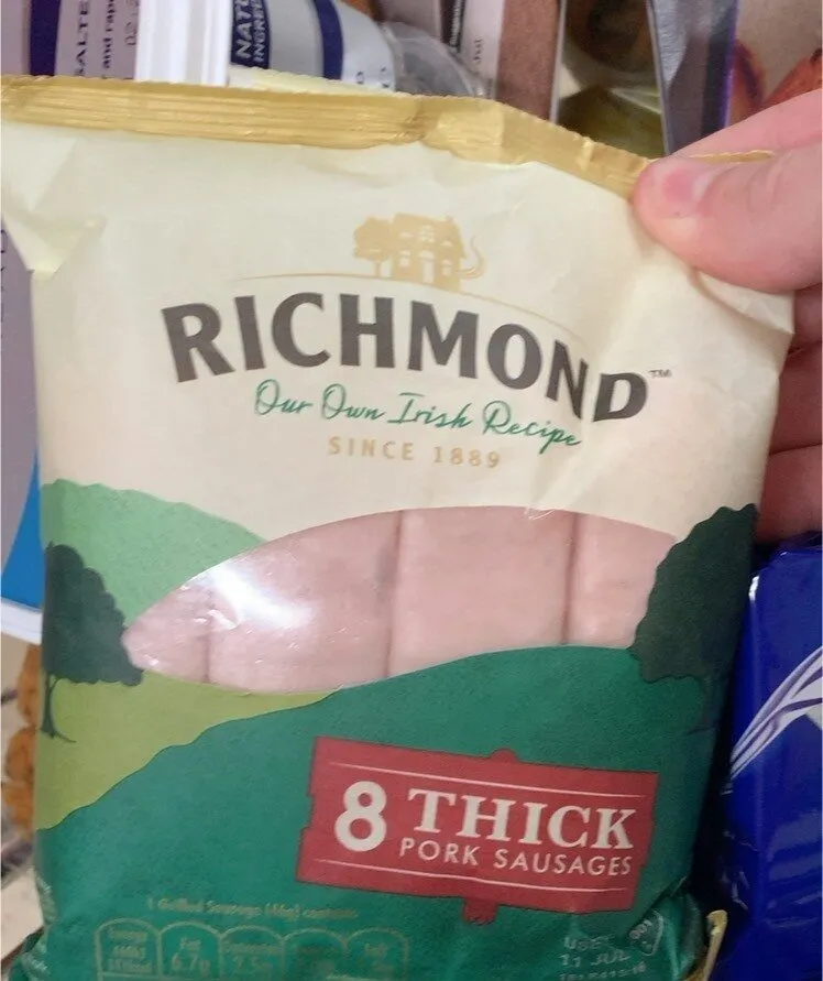 8 Thick Pork Sausages