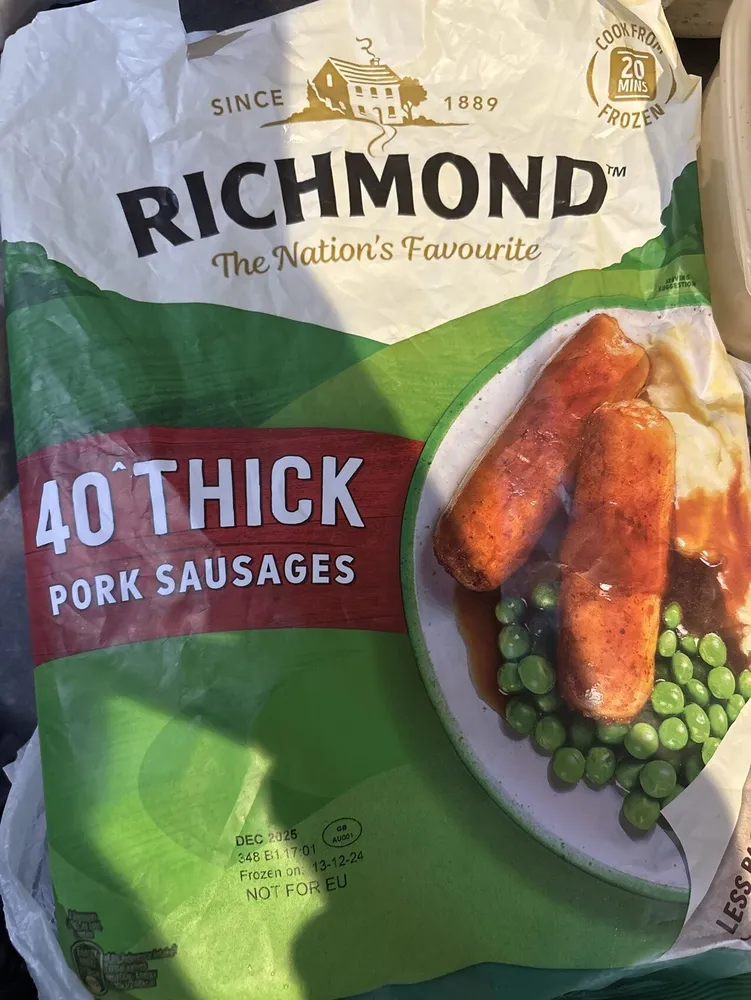40 thick pork sausages