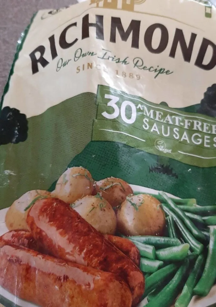 Meat-free sausage