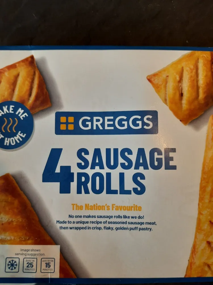 BAKE ME ??? AT HOME H GREGGS 4 SAUSAGE ROLLS The N