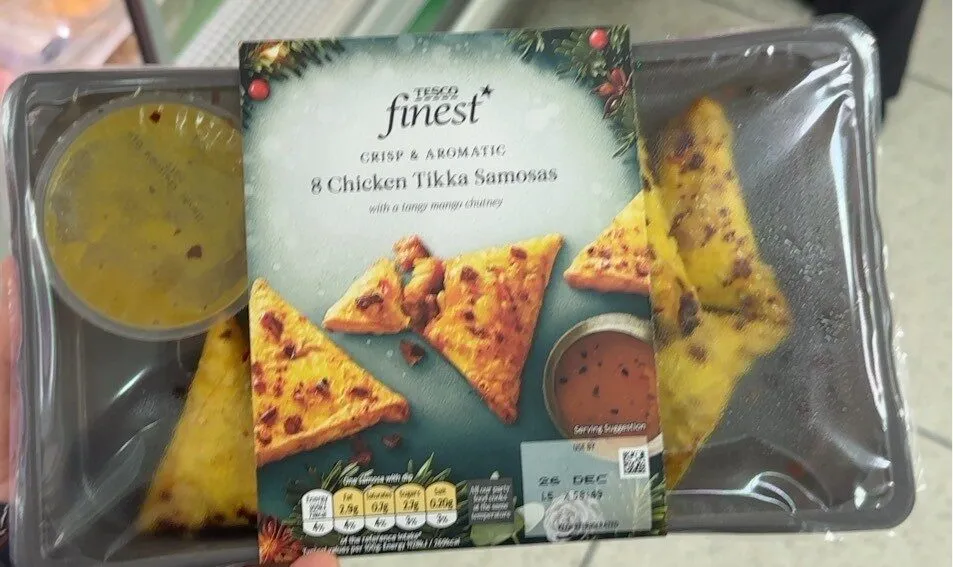 Crisp & Aromatic Chicken Tikka Samosas