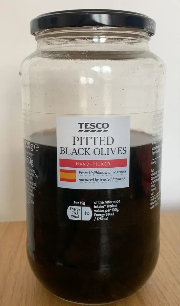 Pitted black olives