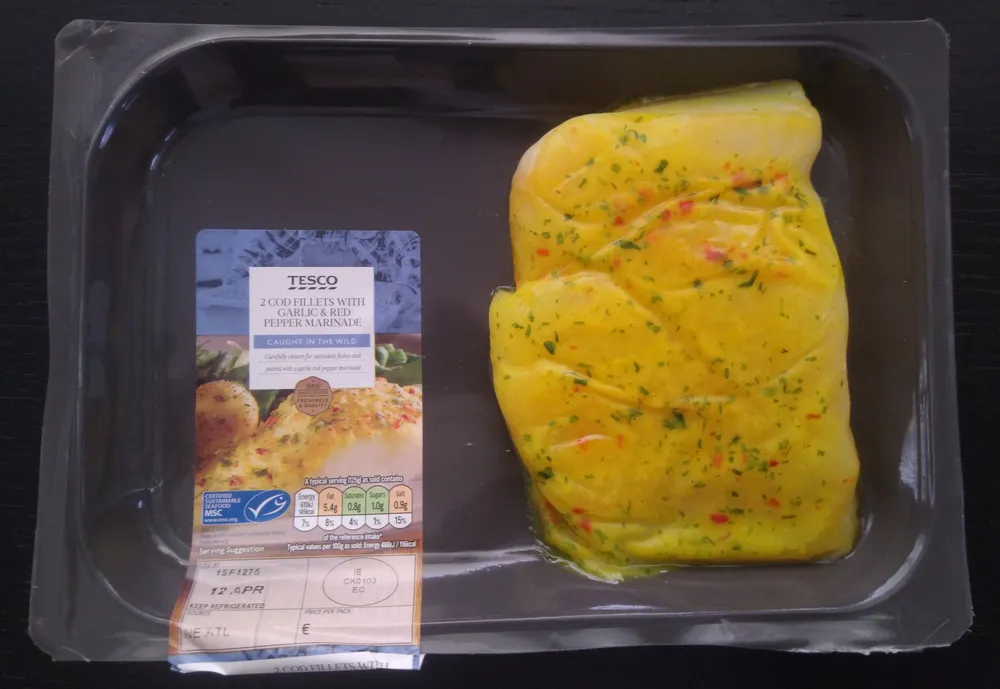 2 Cod Fillets With Garlic And Red Pepper Marinade