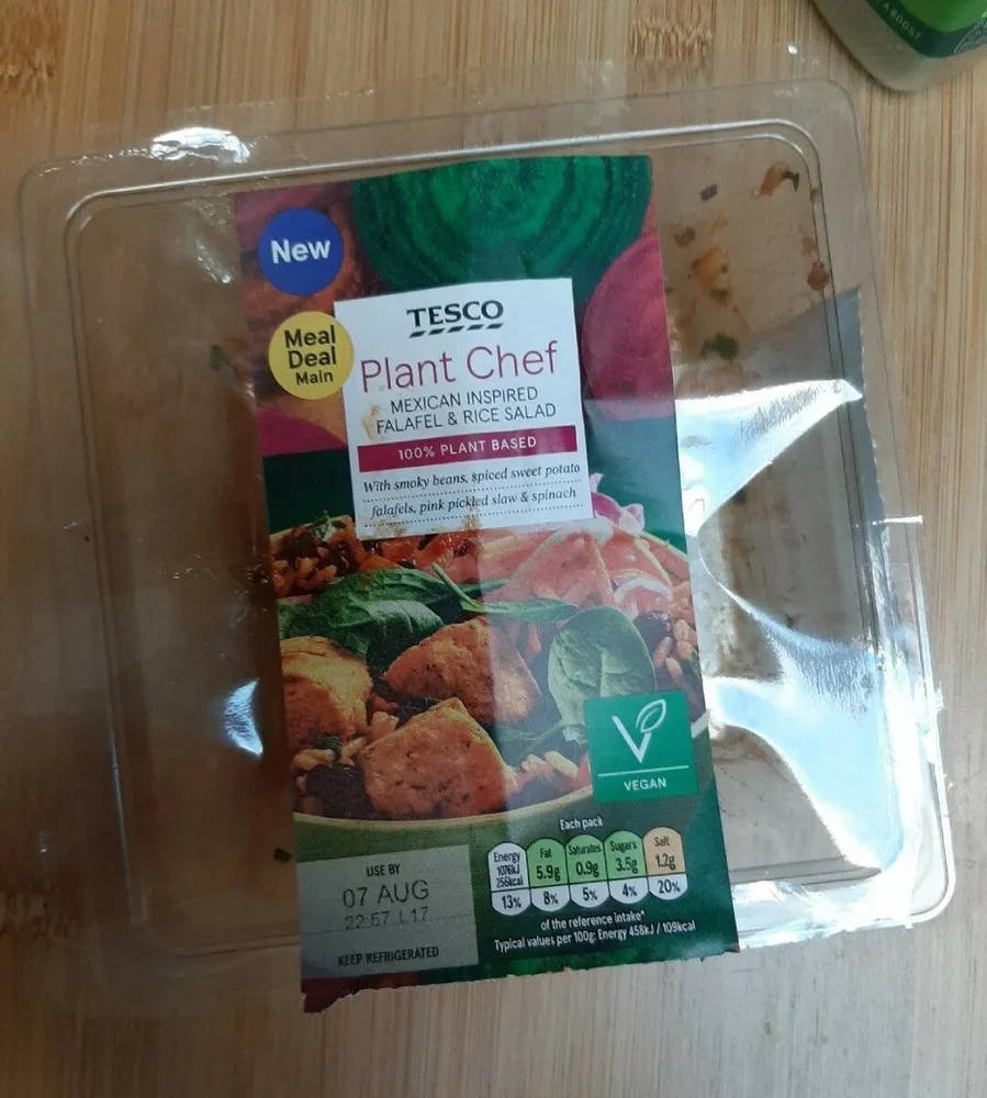 Mexican inspired falafel & rice salad