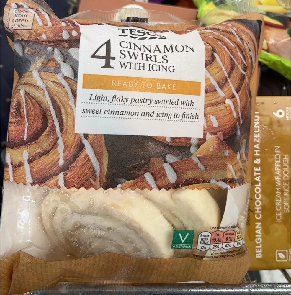 CINNAMON SWIRLS WITH ICING