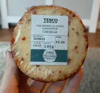 Oak smoked jalapeno&red peper cheddar
