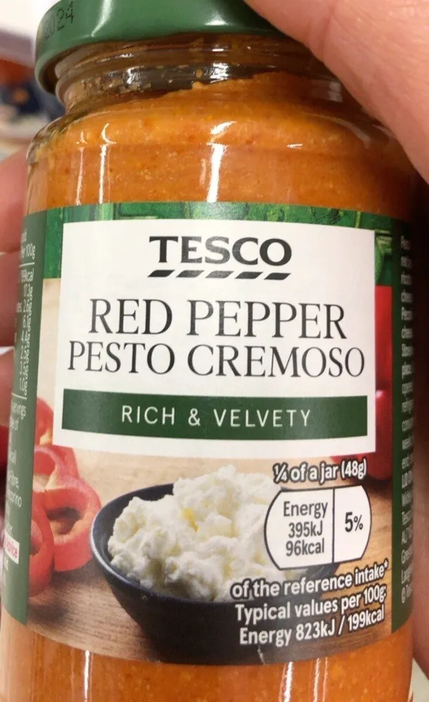 Red pepper pesto cremoso