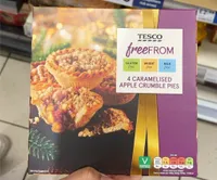 4 caramalised apple crumble pies