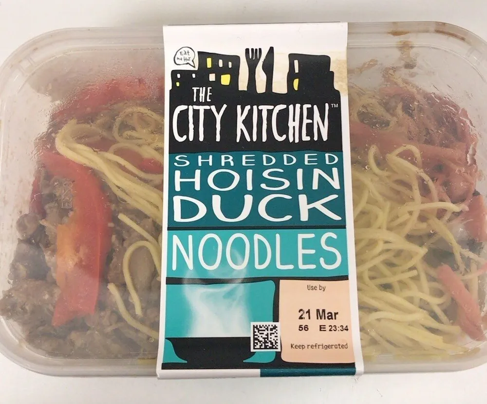 Shreeded hoisin duck noodles