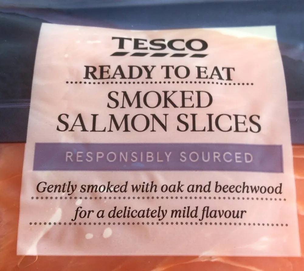 Smoked salmon slices