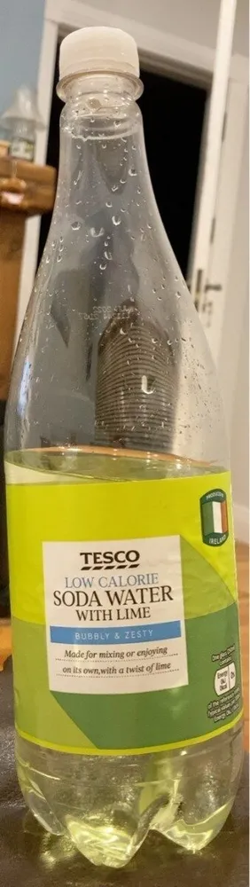 Tesco low calorie soda water with lime