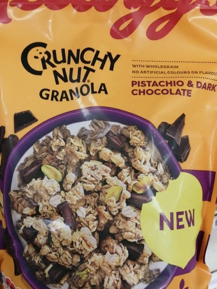 Crunchy nut granola