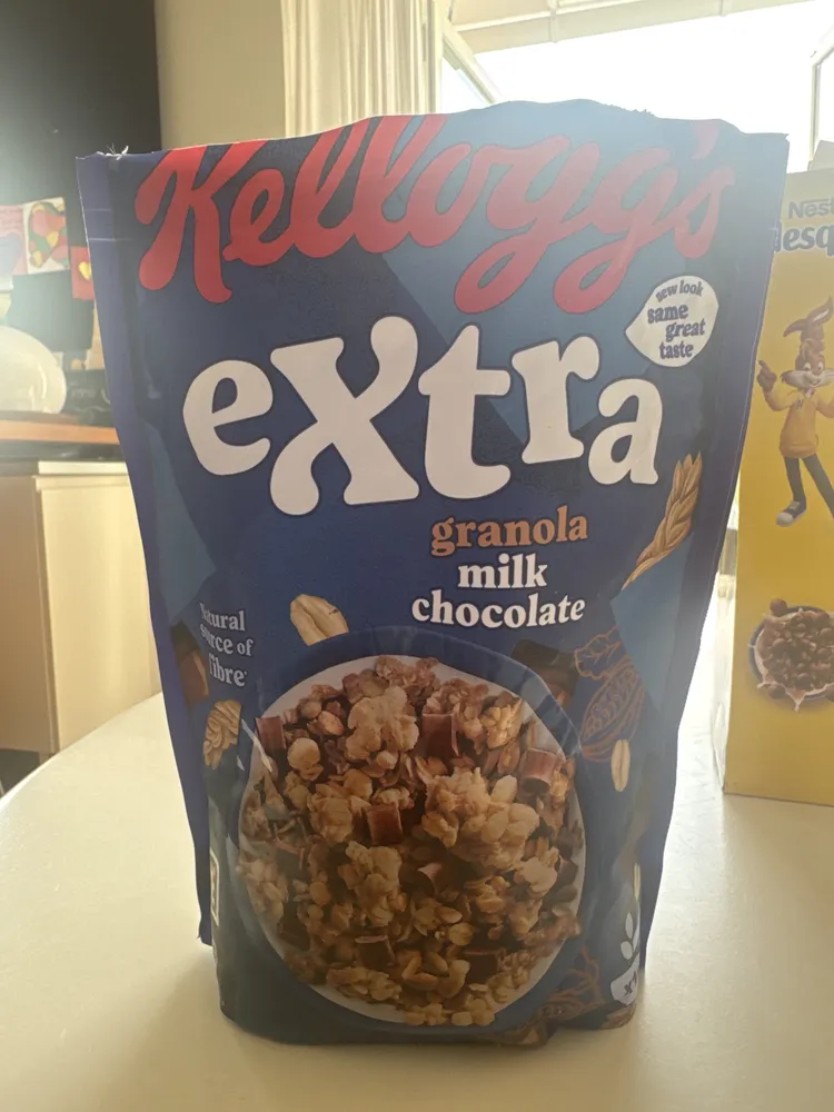 Extra granola milk chocolate