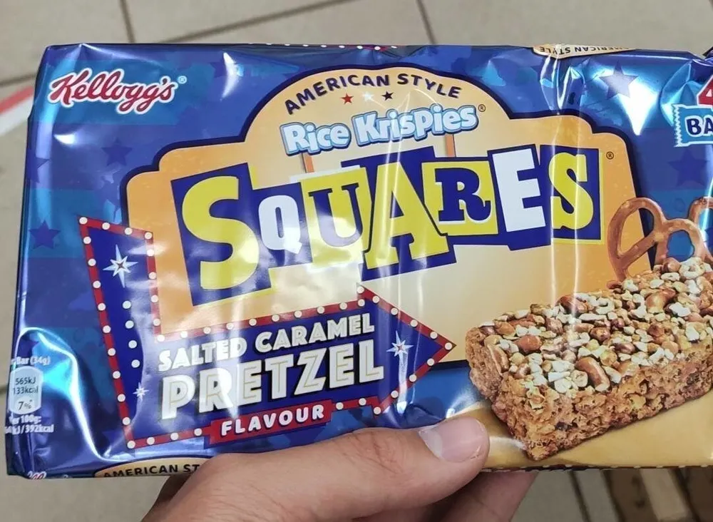Squares salted caramel pretzel