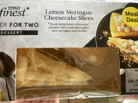 Lemon cheesecake slice