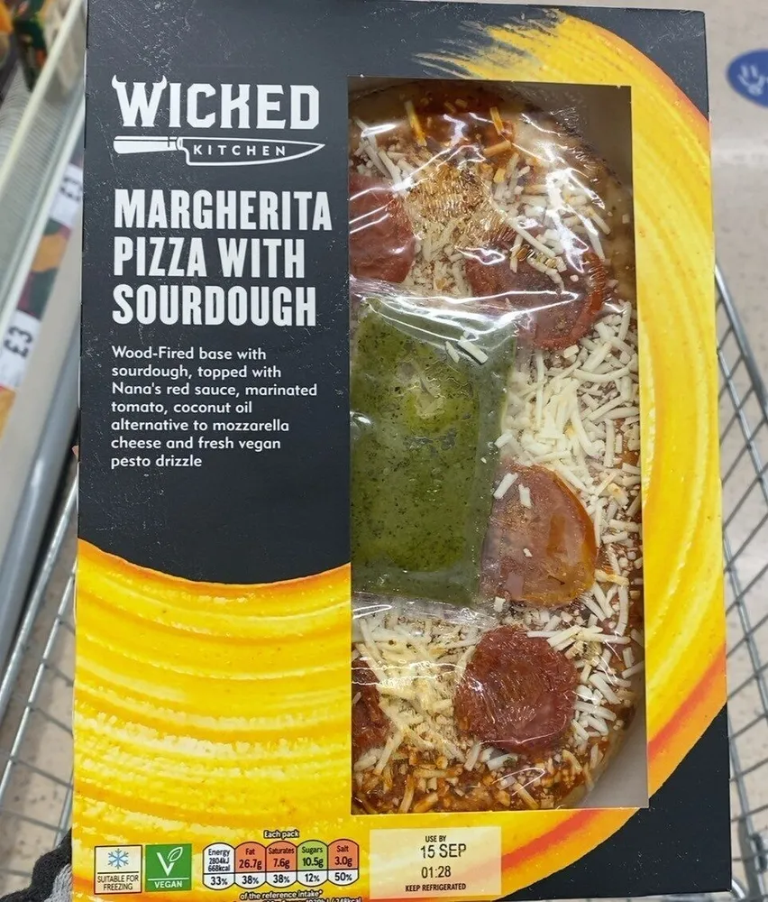Margherits pizza with sourdough