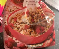 Granola raspberry and strawberry