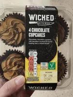 4 chocolate cupcakes