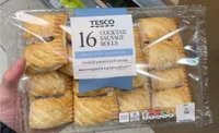 Cocktail sausage rolls