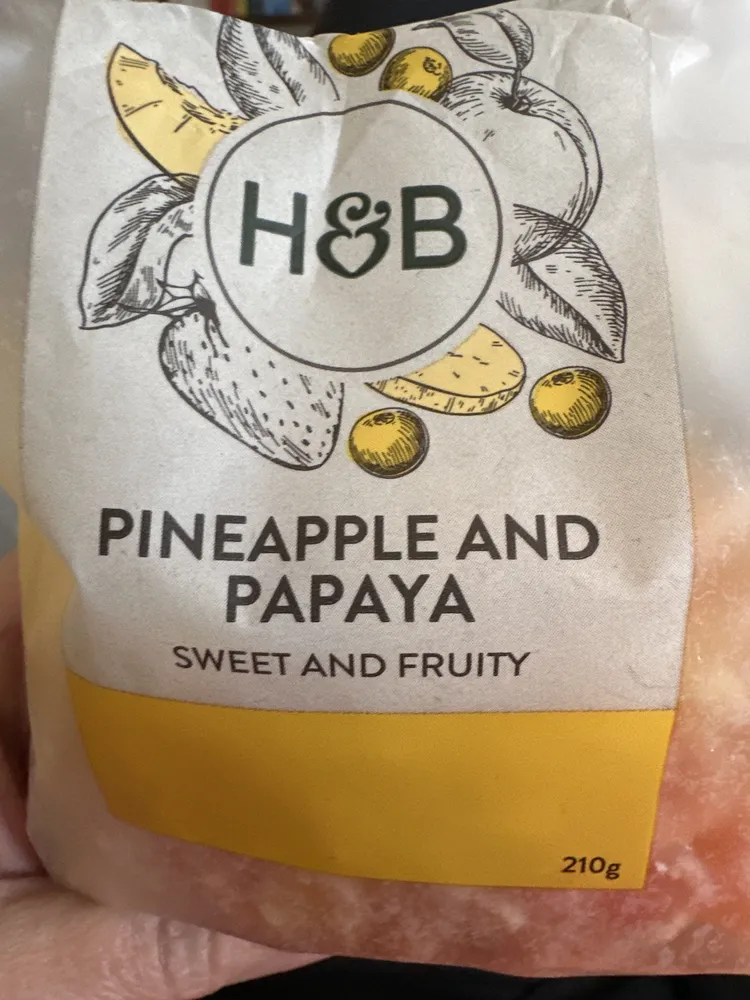 PINEAPPLE AND PAPAYA 210g