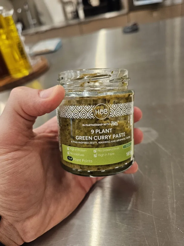 9 Plant Green Curry Paste