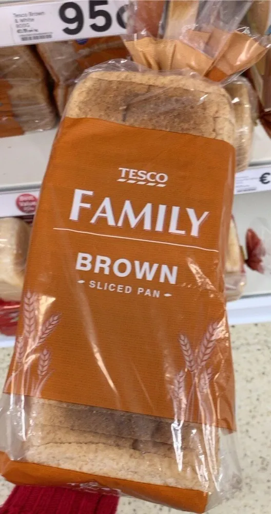 Brown sliced pan