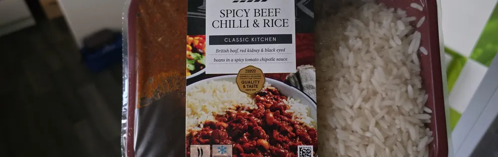 Spicy beef chilli and rice