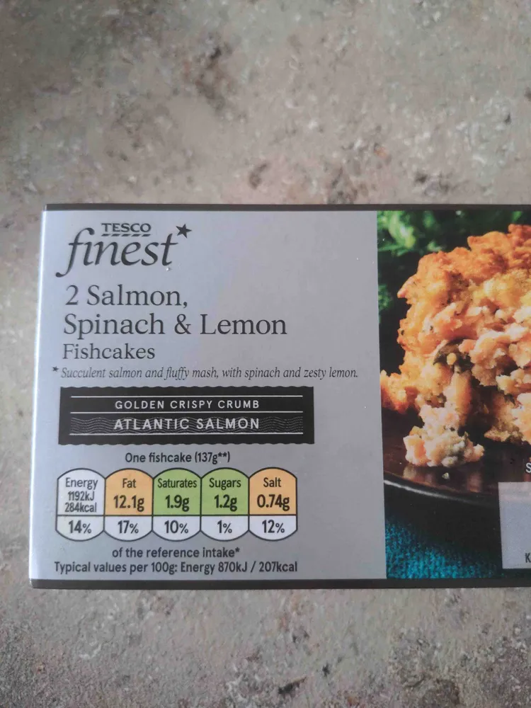 Salmon and Spinach Fishcakes 145g
