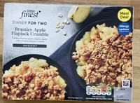 Bramley apple flapjack crumble