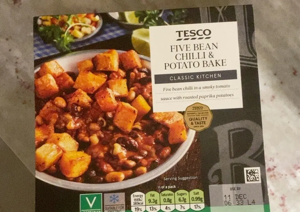 Five bean chilli and potato bake