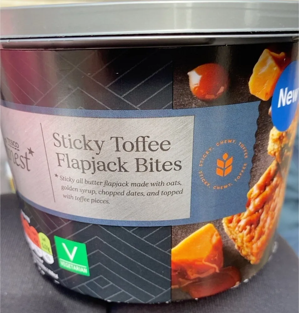 Sticky Toffee Flapjack Bites