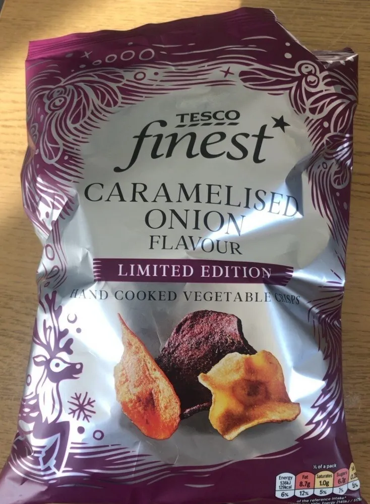 Vegtable chips caramelized onion