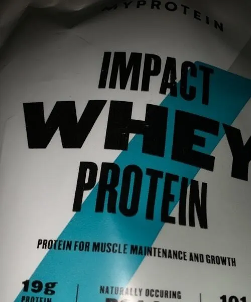 Impact whey protein vanilla raspberry