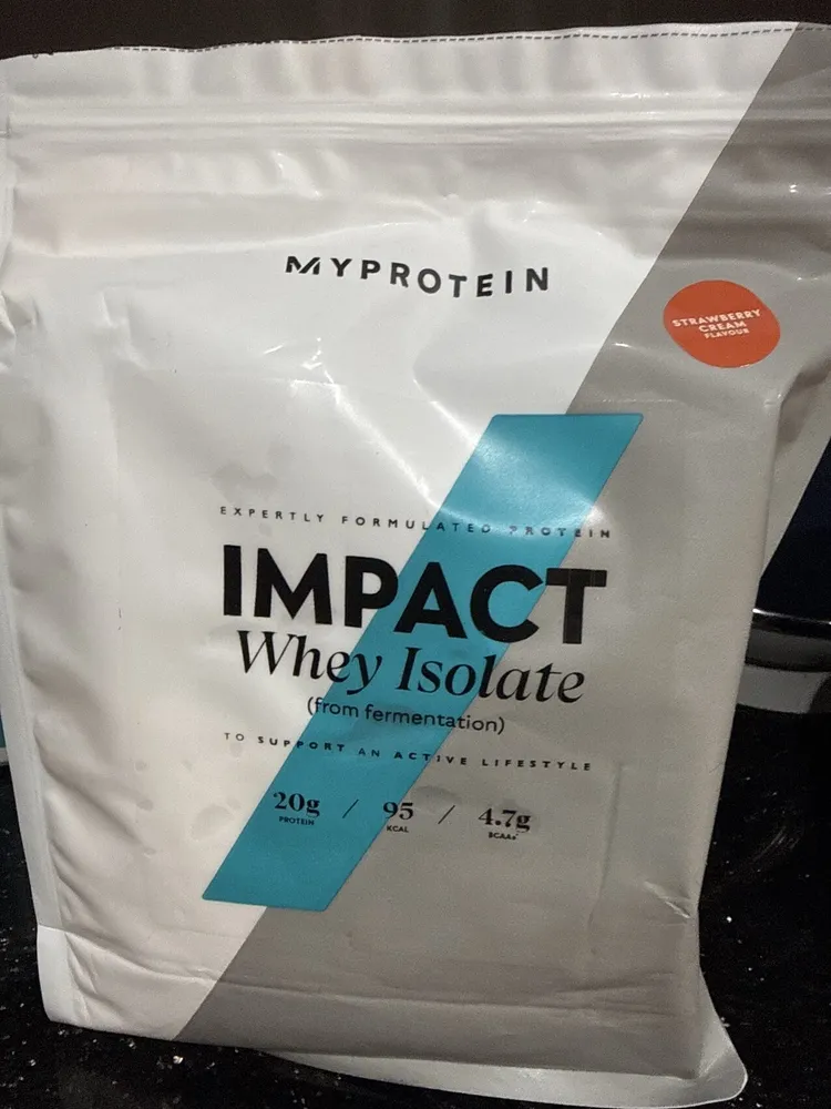 Impact Whey Isolate Strawberry