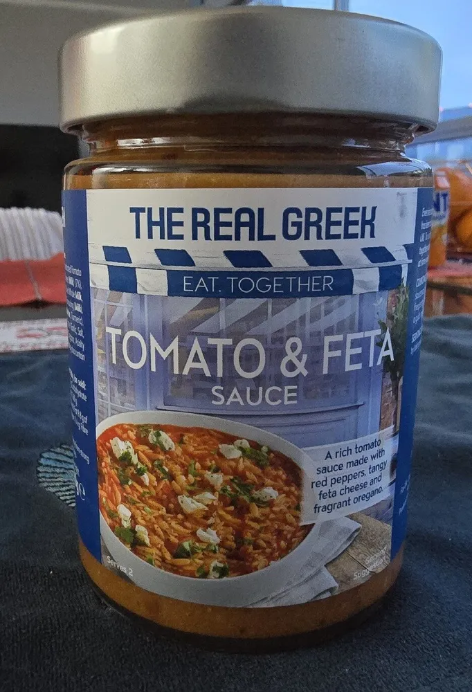 Tomato and feta sauce