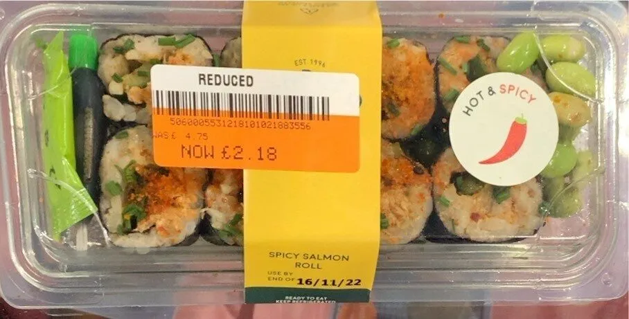Spicy salmon roll