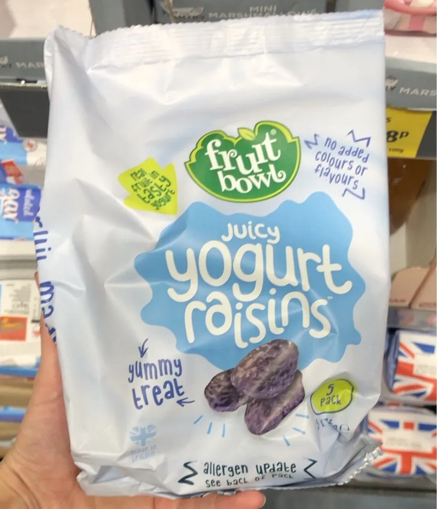 Juicy yogurt raisins