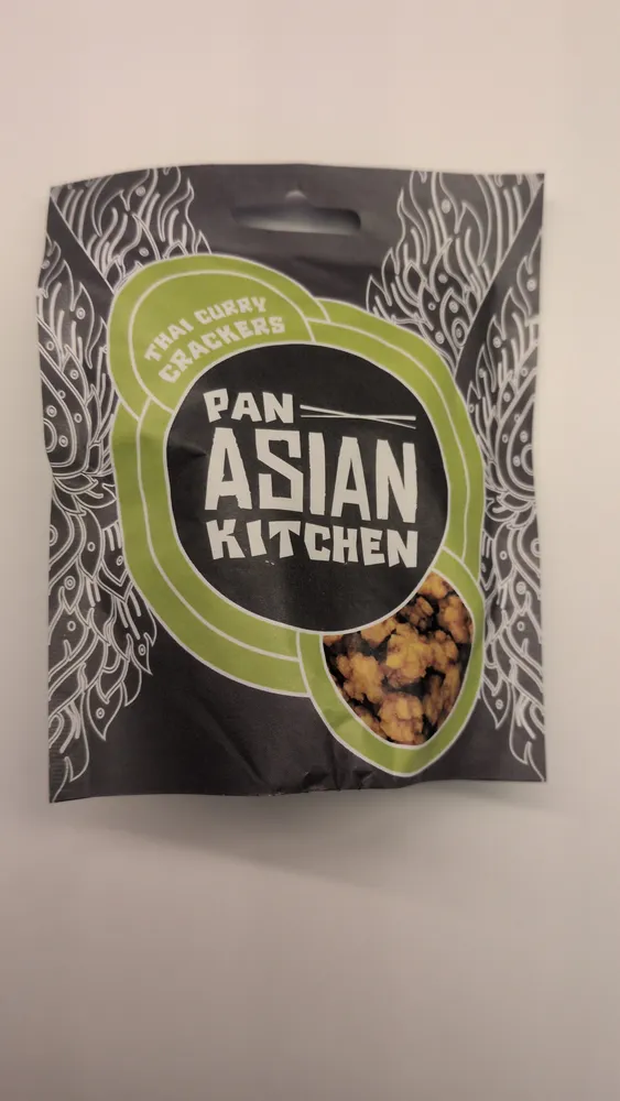 Curry flavour rice snacks