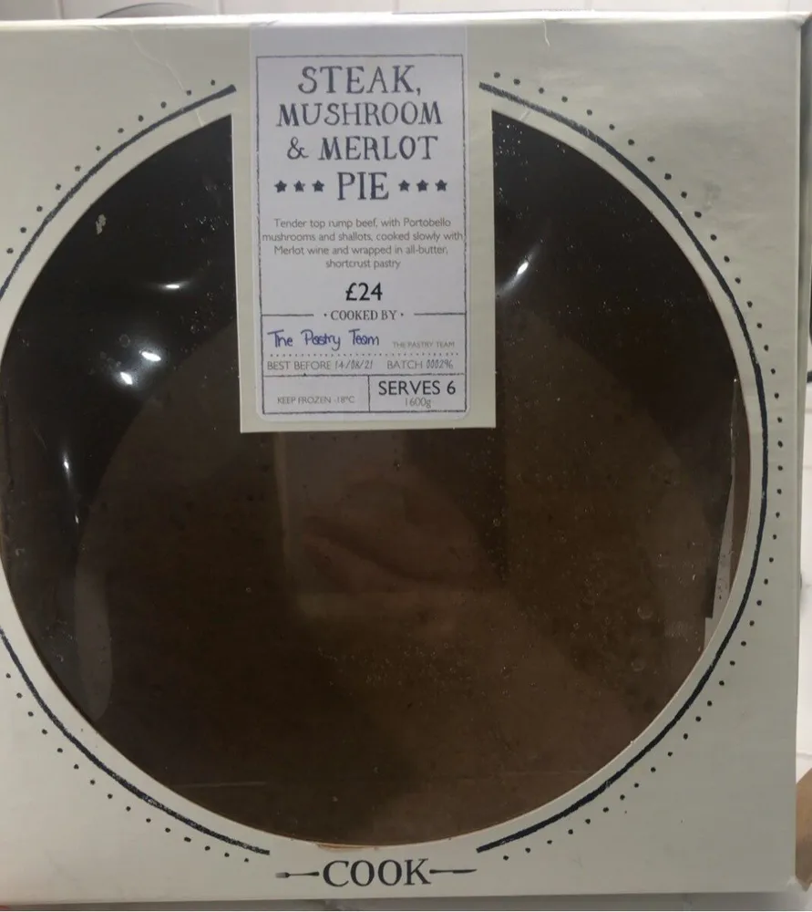 Steak, mushroom and merlot pie